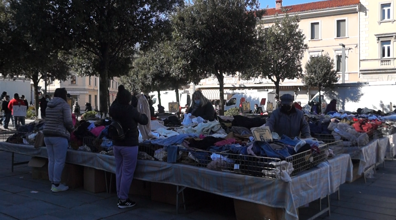 Sbaracco per ogni gusto, ritorna la giornata del 'fuori tutto' a Monfalcone